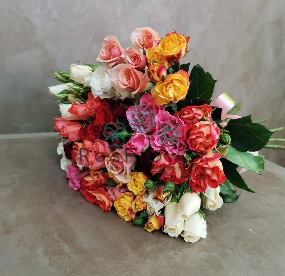 Букет цветов из: Розы в Верхнем Икорце