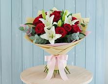 Букет цветов из:  Лилии и Розы #REPLACE_PRED# Верхнем Икорце