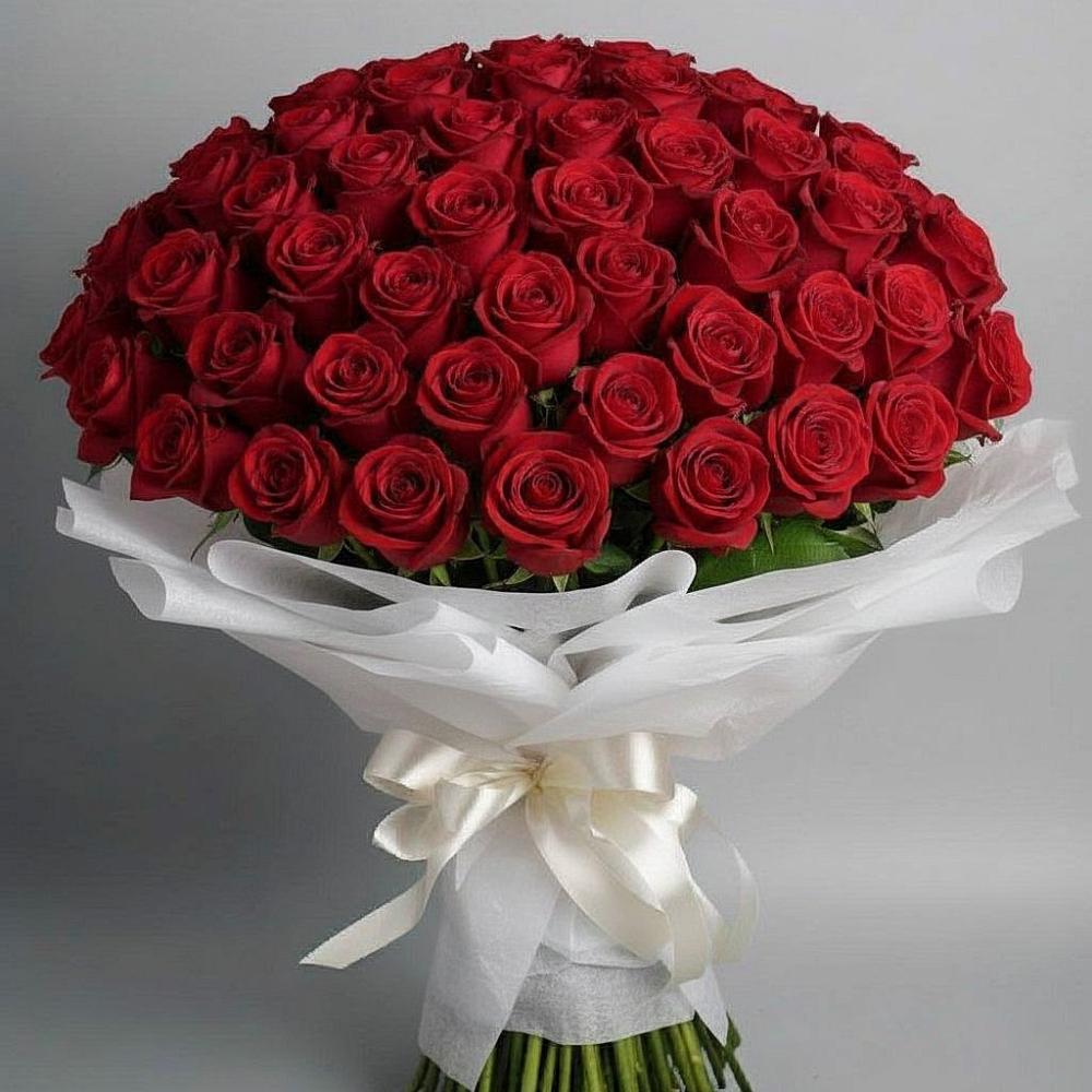 Букет 101 Красная роза Блэк Мэджик в Верхнем Икорце