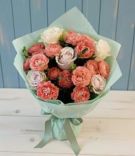 Букет цветов из:  Розы в Верхнем Икорце