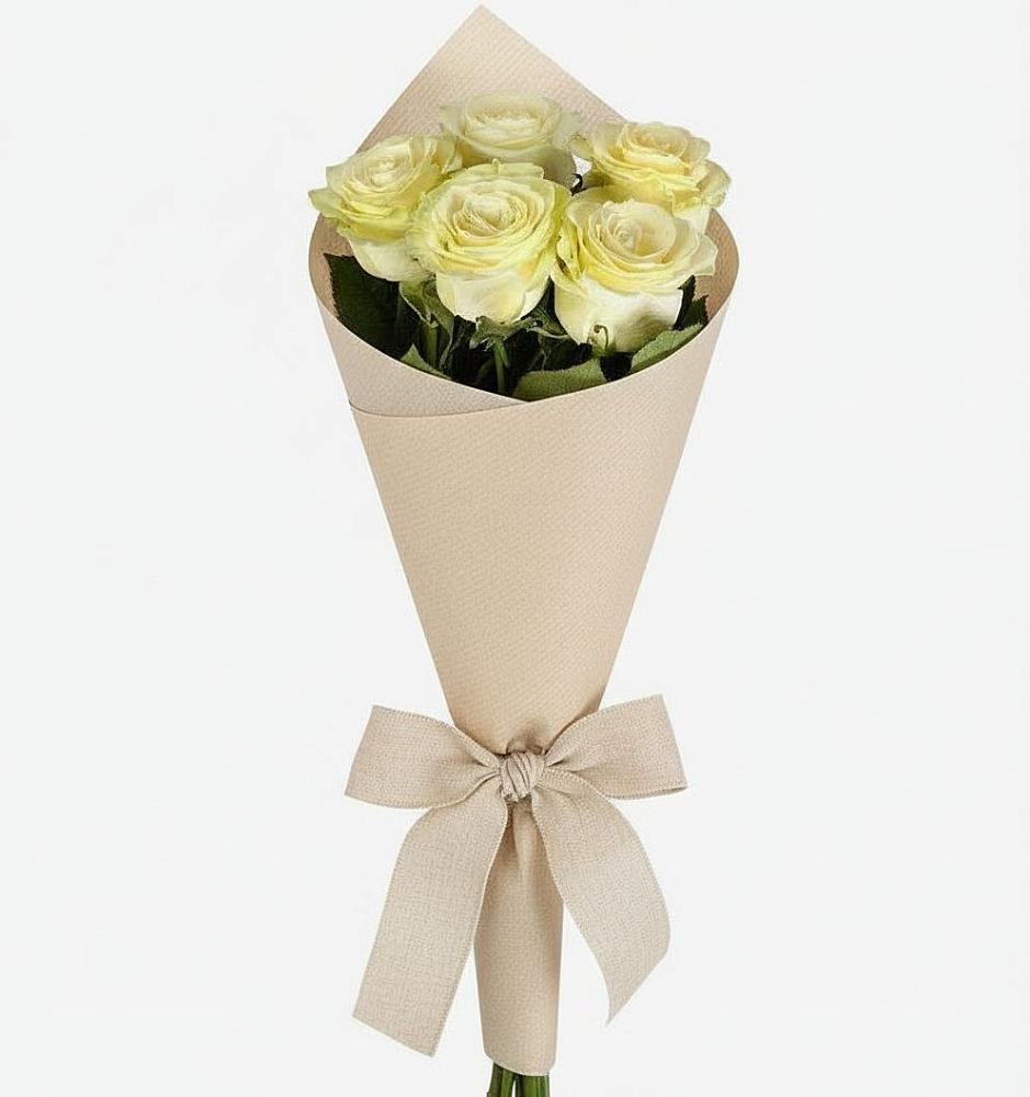 Букет цветов из: Розы в Верхнем Икорце