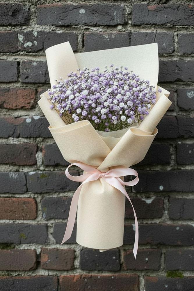 Букет цветов из: Гипсофила в Верхнем Икорце