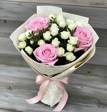 Букет цветов из:  Розы в Верхнем Икорце