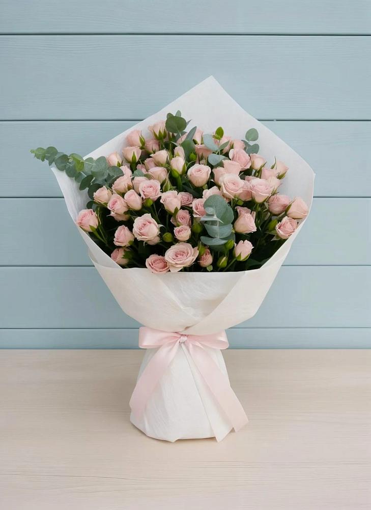 Букет цветов из: Розы в Верхнем Икорце