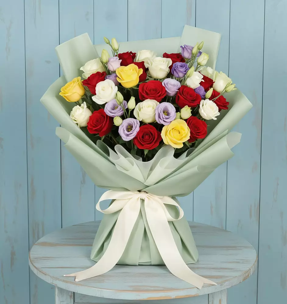 Букет цветов из: Розы в Верхнем Икорце