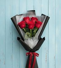 Букет цветов из:  Розы в Верхнем Икорце