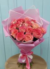 Букет 15 Розовых роз Равель в Верхнем Икорце