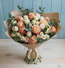Букет цветов из:  Альстромерии и Розы в Верхнем Икорце