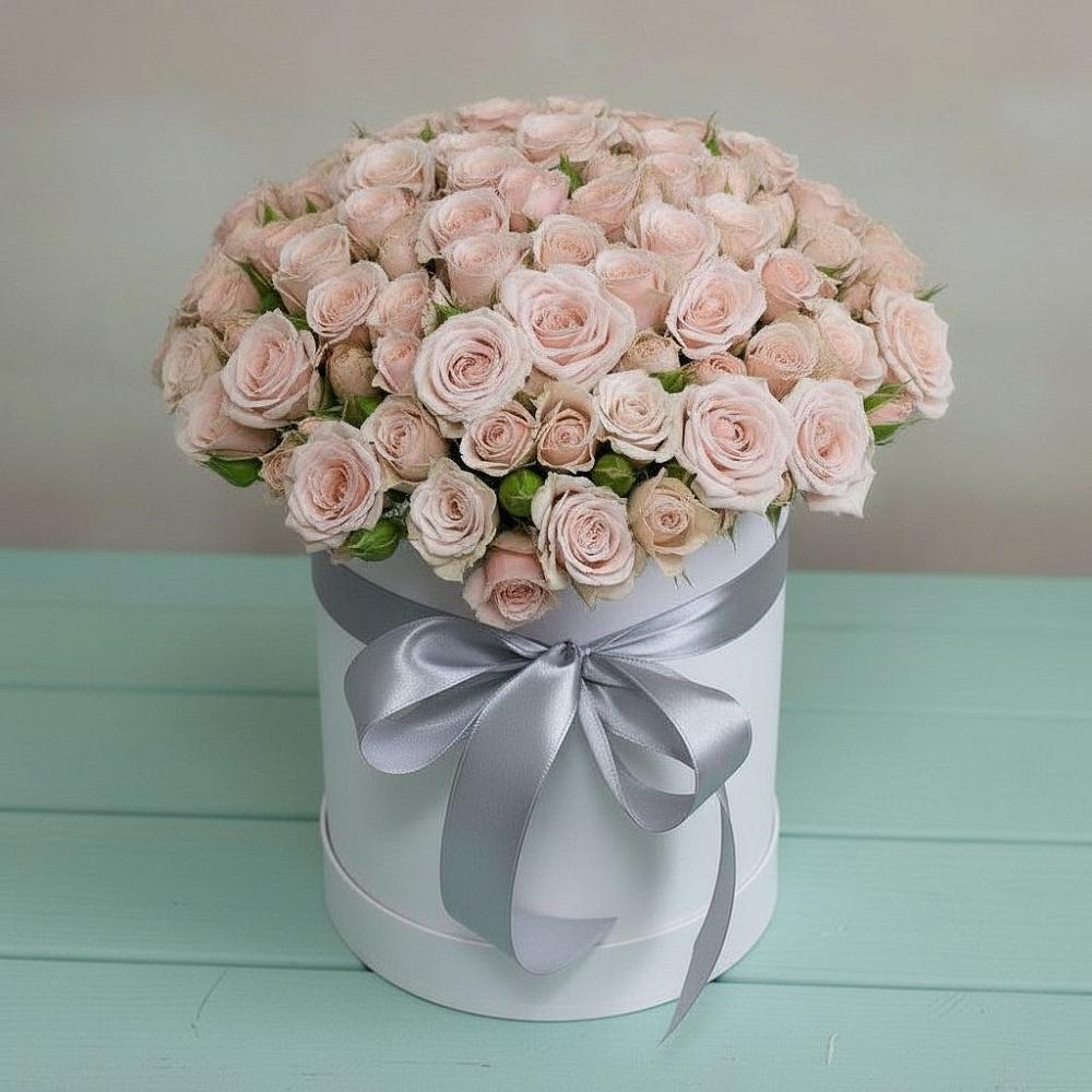 Цветочная композиция из Розы в шляпной коробке в Верхнем Икорце