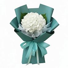 Букет цветов из:  Гортензия в Верхнем Икорце