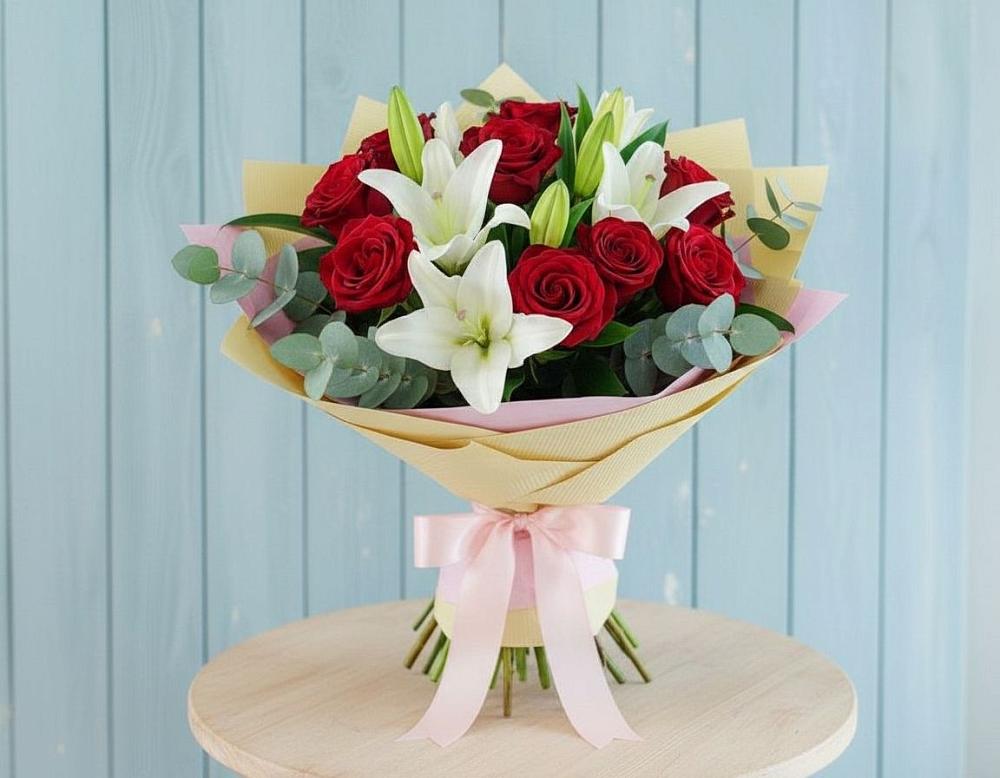 Букет цветов из: Лилии и Розы в Верхнем Икорце